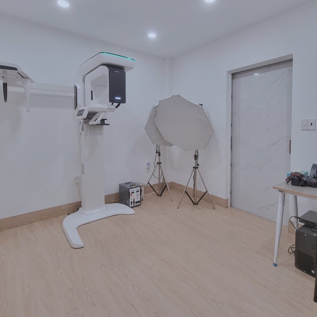Phòng chụp CBCT tại Lux Dental