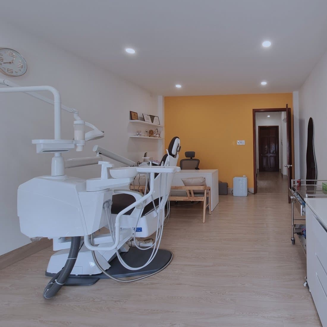 Phòng điều trị thứ hai, góc nhìn khác